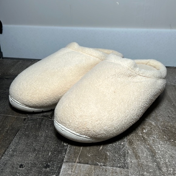 Healthometer Slippers Women's Size 8-11 Model HM2135 - Picture 1 of 6